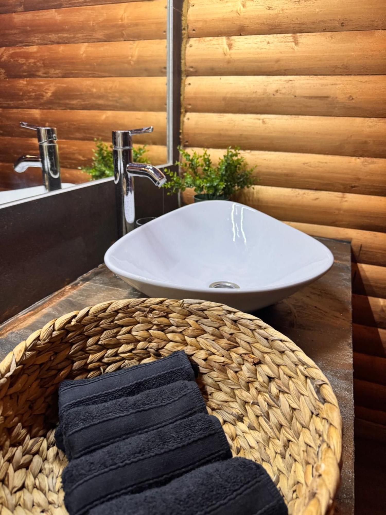 Glamping Resort Halicanum Grkavescak المظهر الخارجي الصورة